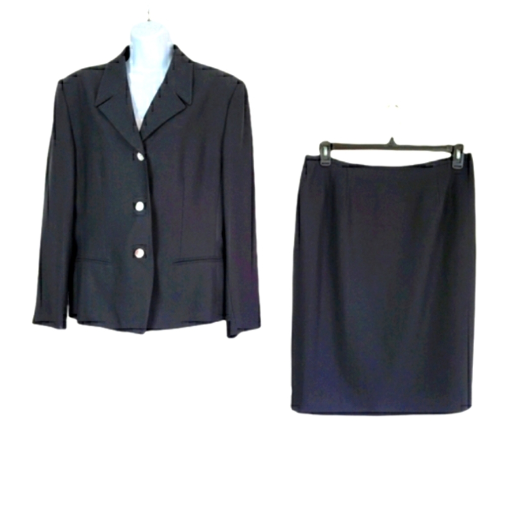 NWOT.  Kasper Black Skirt Set Suit 12